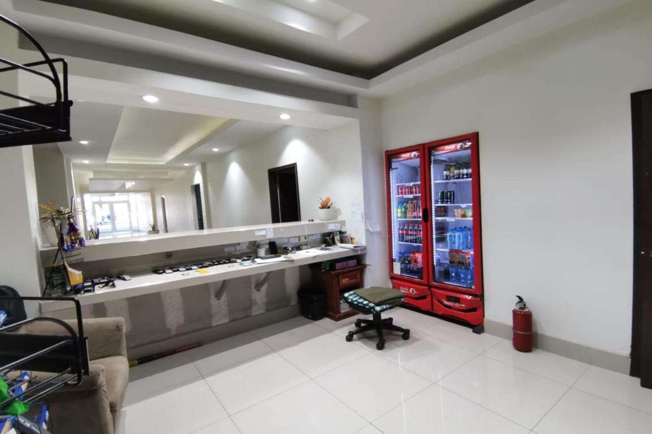 Capital O Hotel Plaza, 멕시칼리 외부 사진