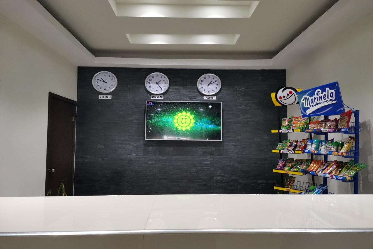 Capital O Hotel Plaza, 멕시칼리 외부 사진
